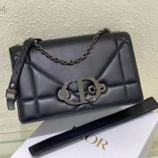 Christian Dior Montaigne Bags